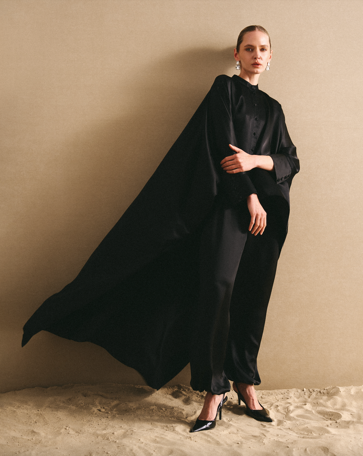 Silk blouse with floor-length train