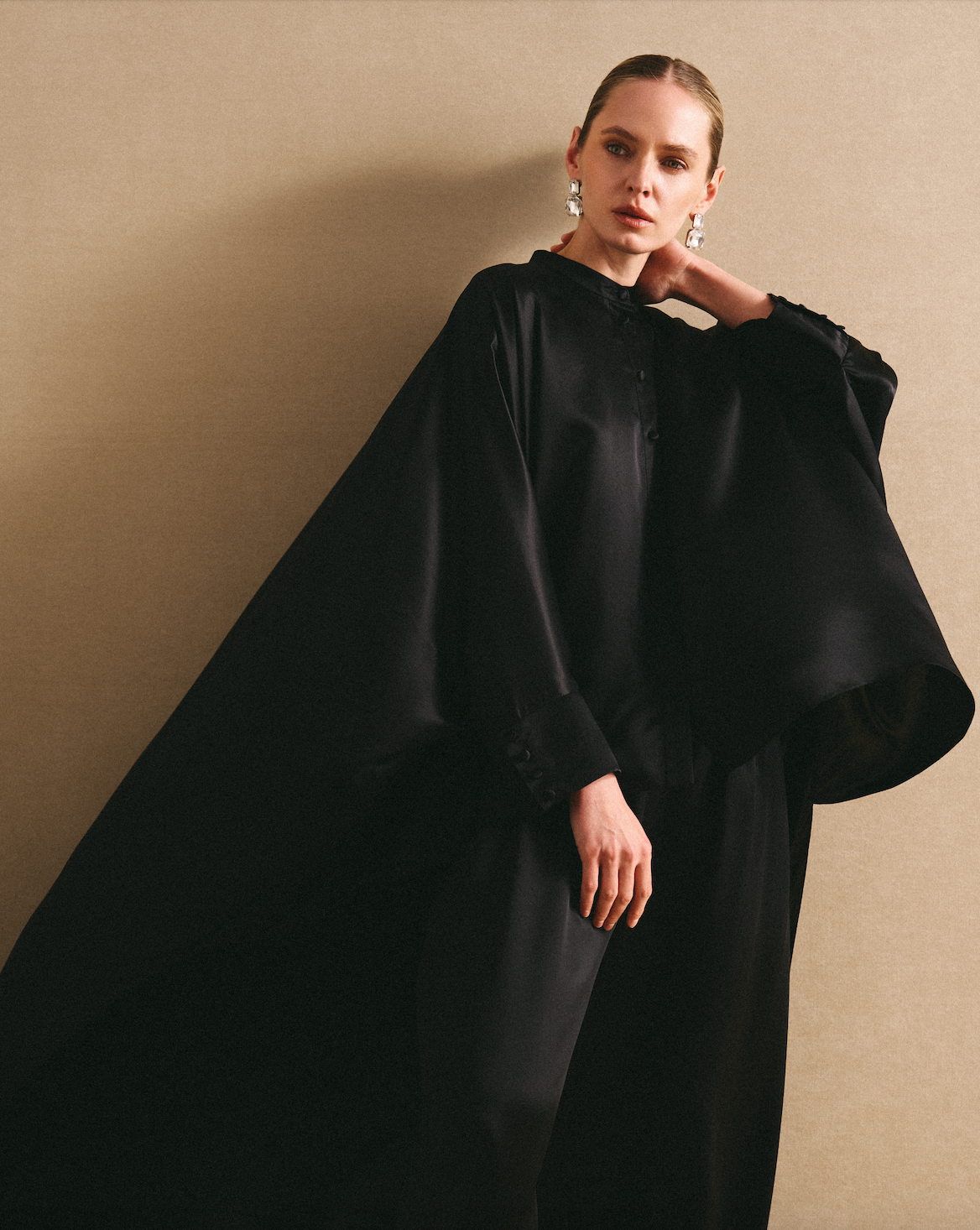 Silk blouse with floor-length train